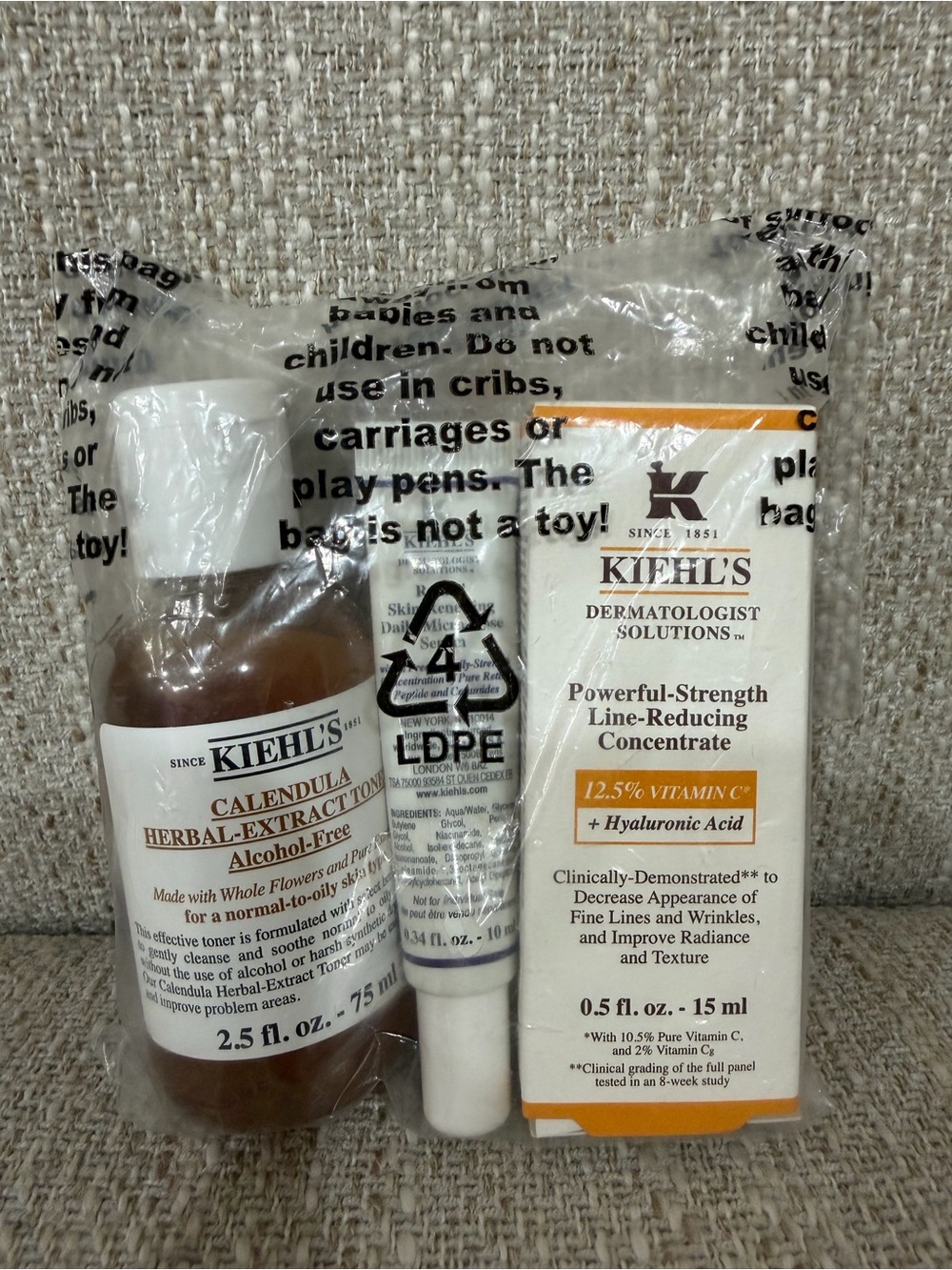 Kiehl’s 3pc Skincare Set -Calendula Toner, Retinol serum & Vitamin C concentrate